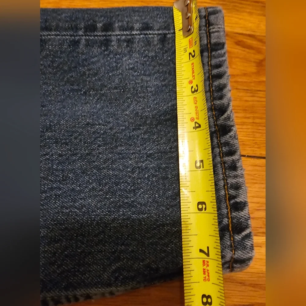 Levis pre loved